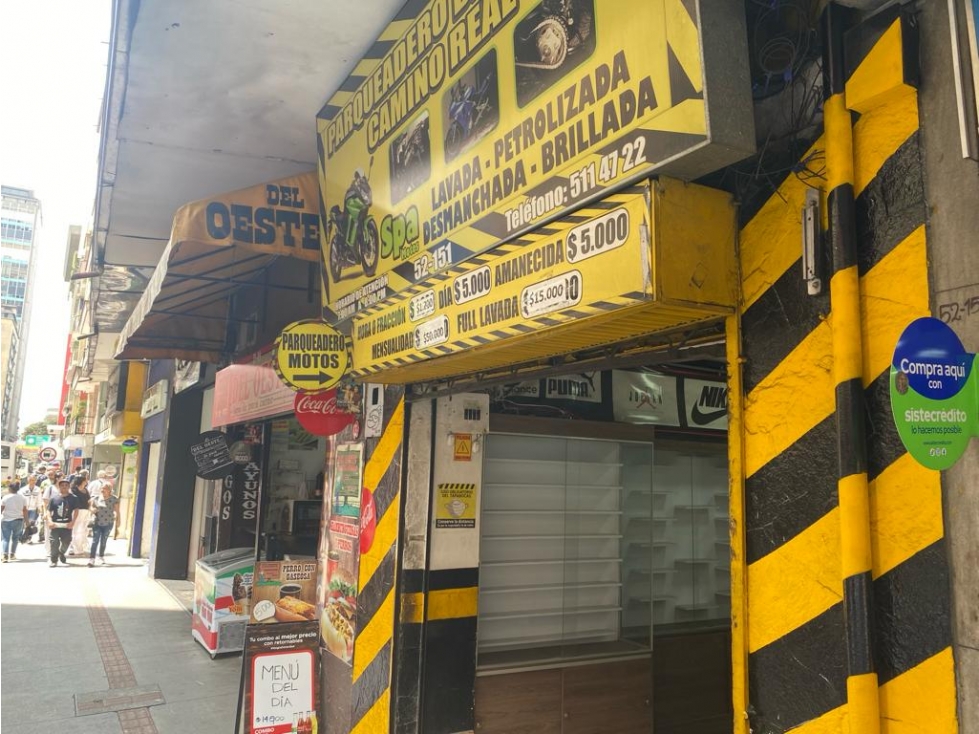 Locales en venta en la mejor ubicación en La Oriental con Sucre — foto 2