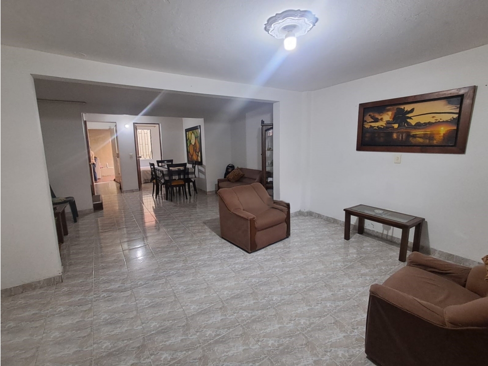Casa de dos niveles en venta en Sabaneta, Aliadas del Sur