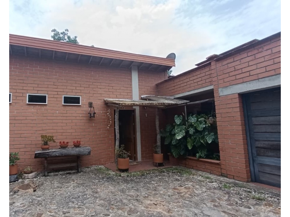 Casa en venta en Guarne, La Clara — foto 2