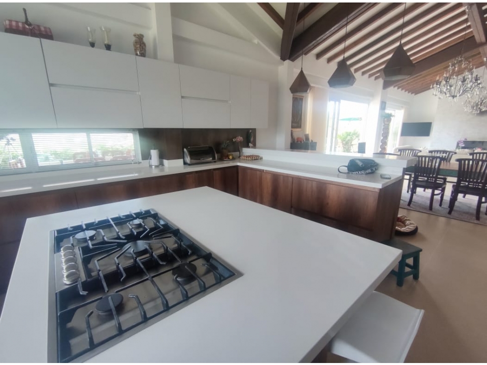 Casa con lote independiente en venta en El Retiro — foto 6