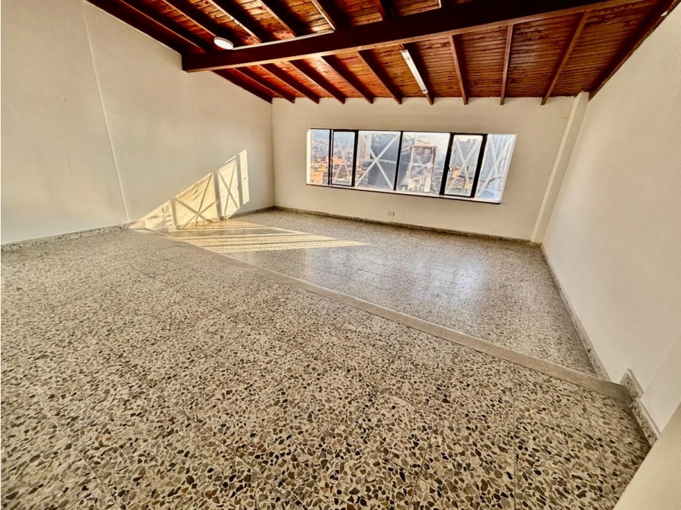 Edificio comercial en venta en Bello - 3