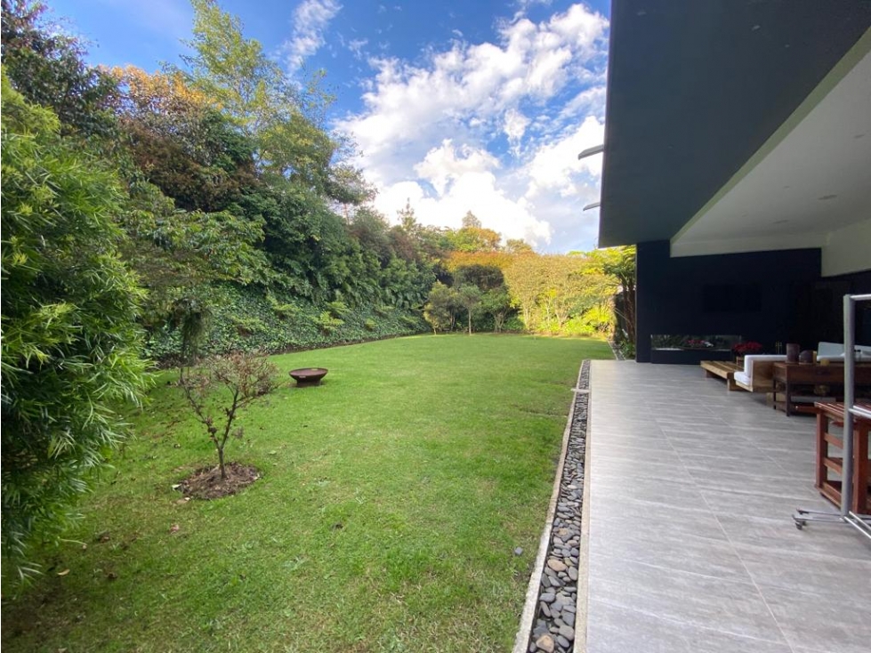 Casa en venta en Envigado sector Alto de las Palmas — foto 3