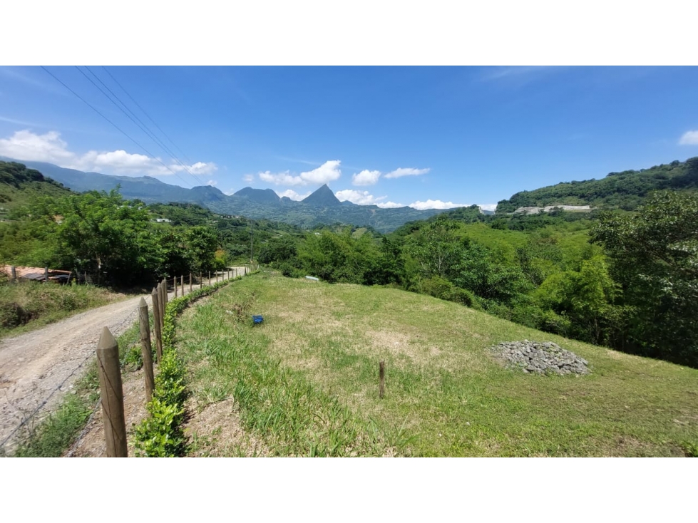 Lote con excelente vista en venta en Titiribí - 3