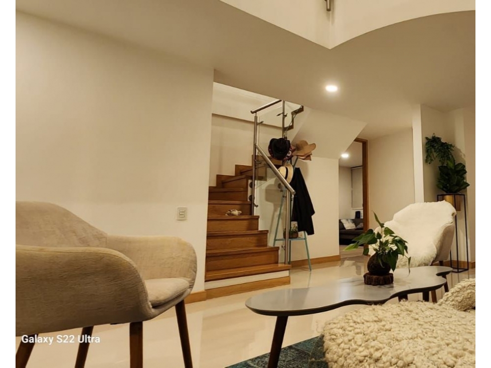 Espectacular dúplex en venta en Envigado sector Orquídeas — foto 3