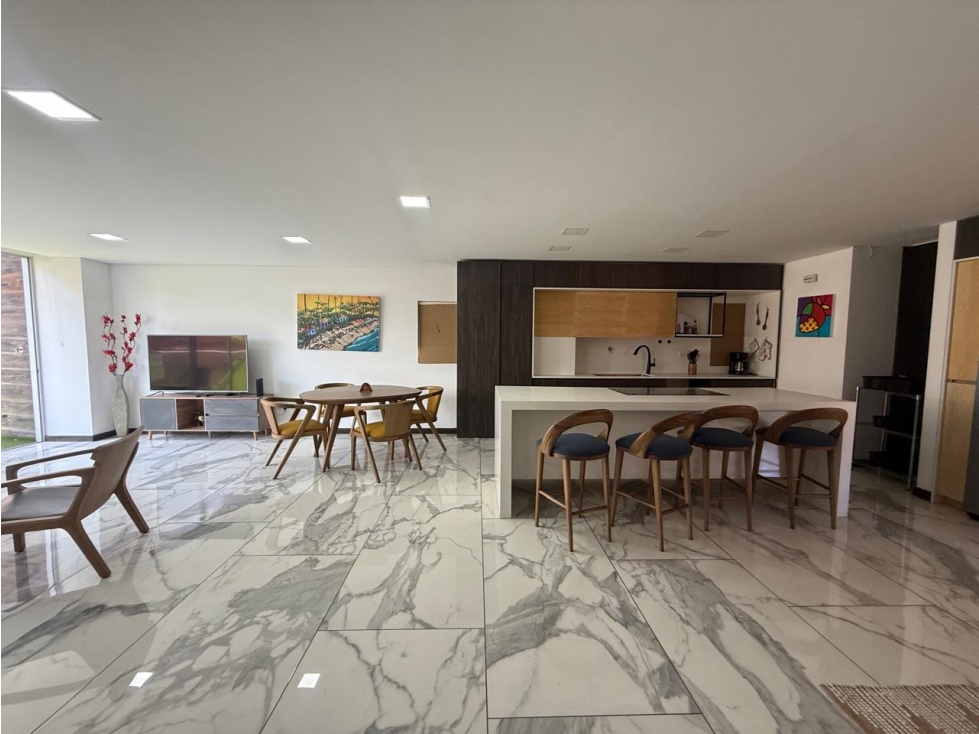 Apartamento en venta en Laureles, Santa Teresita — foto 2