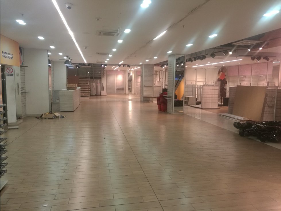 Local (edificio) en venta en el Centro de Medellín — foto 4