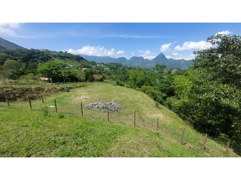 Lote con excelente vista en venta en Titiribí - 4