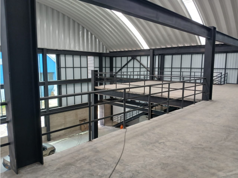Bodega en venta en Guarne, Autopista - 4