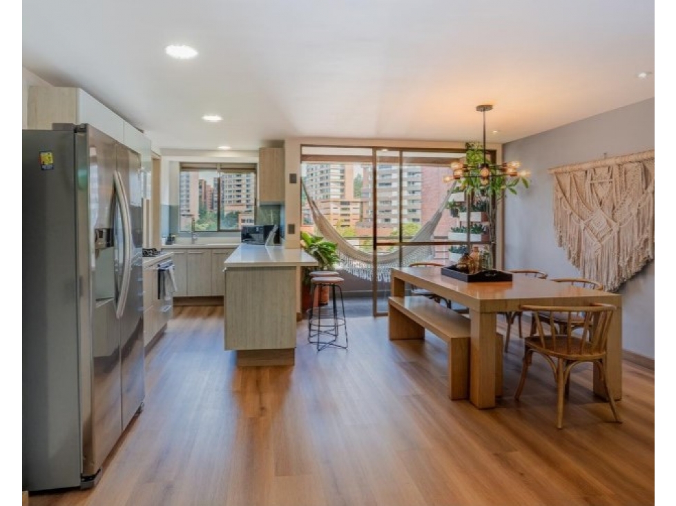 Apartamento en venta en El Poblado, El Campestre — foto 4