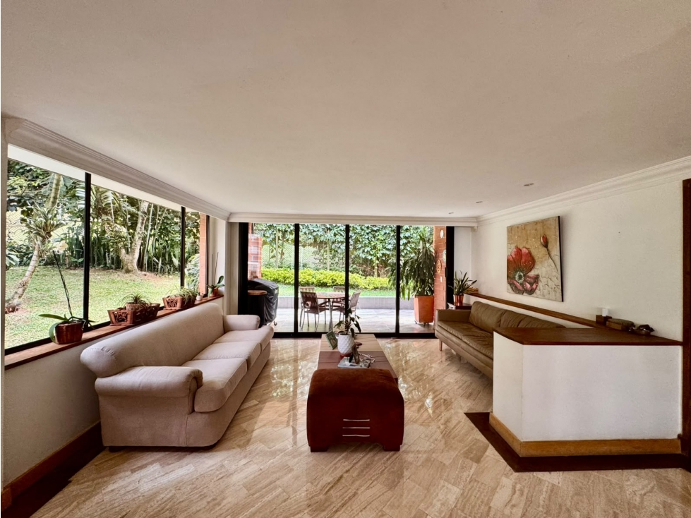 Apartamento en venta en El Poblado, La Toja — foto 4