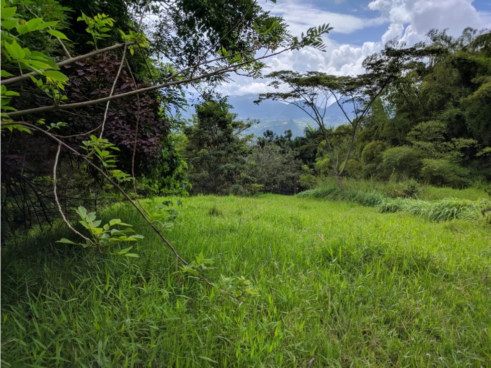 Lote en venta ubicado en La Siria, Ttiribí. - 5
