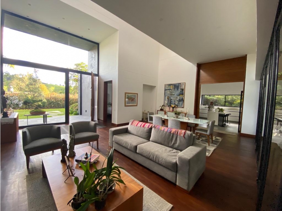 Casa en venta en Envigado sector Alto de las Palmas — foto 5