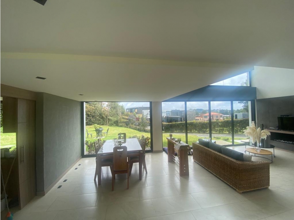 Casa en venta en Envigado sector Alto de Palmas — foto 5
