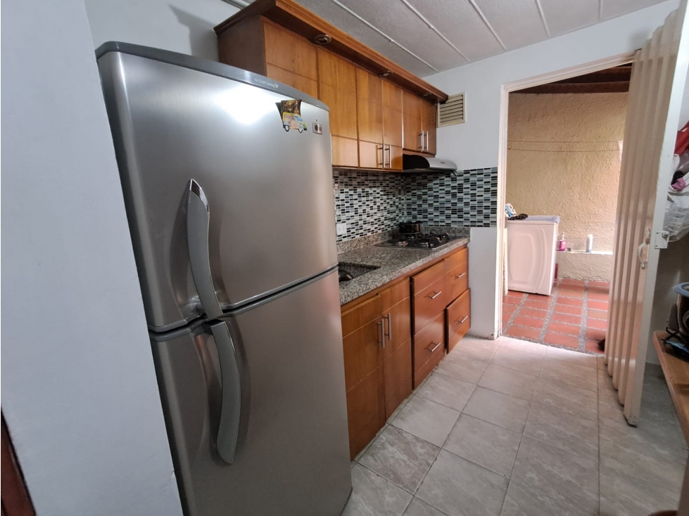 Casa de dos niveles en venta en Sabaneta, Aliadas del Sur — foto 4