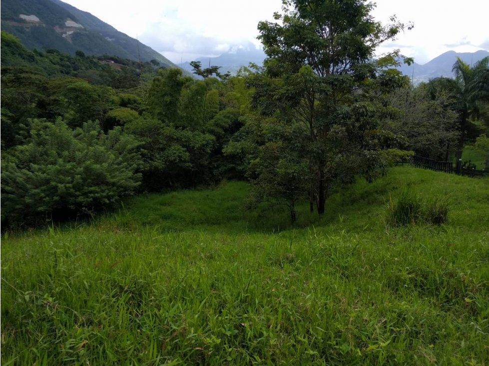 Lote en venta ubicado en La Siria, Ttiribí. - 6