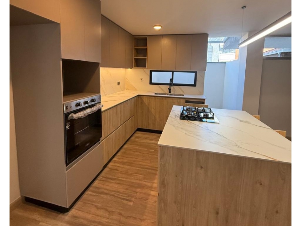 En venta, apartamento en Medellín, Laureles — foto 6
