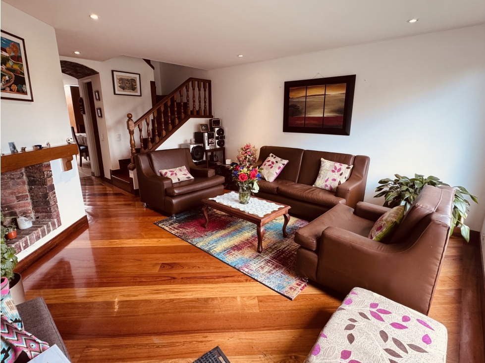 Se vende hermosa casa en Portobello IV - 20 de julio (Chía)