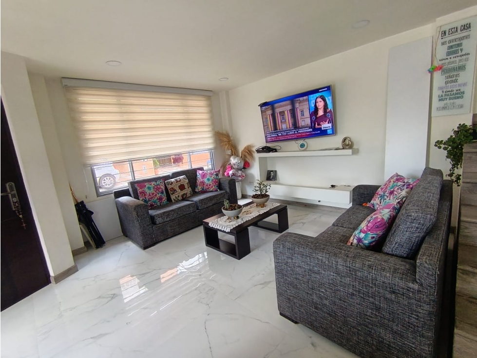 SE VENDE CASA ESQUINERA EN CHÍA, AV. LA CHILACOS — foto 2