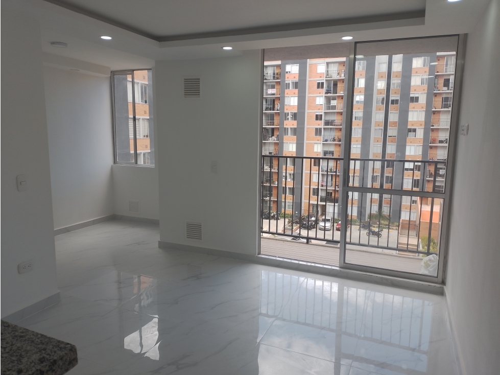 SE VENDE APARTAMENTO EN VALVERDEMENTA / CHÍA