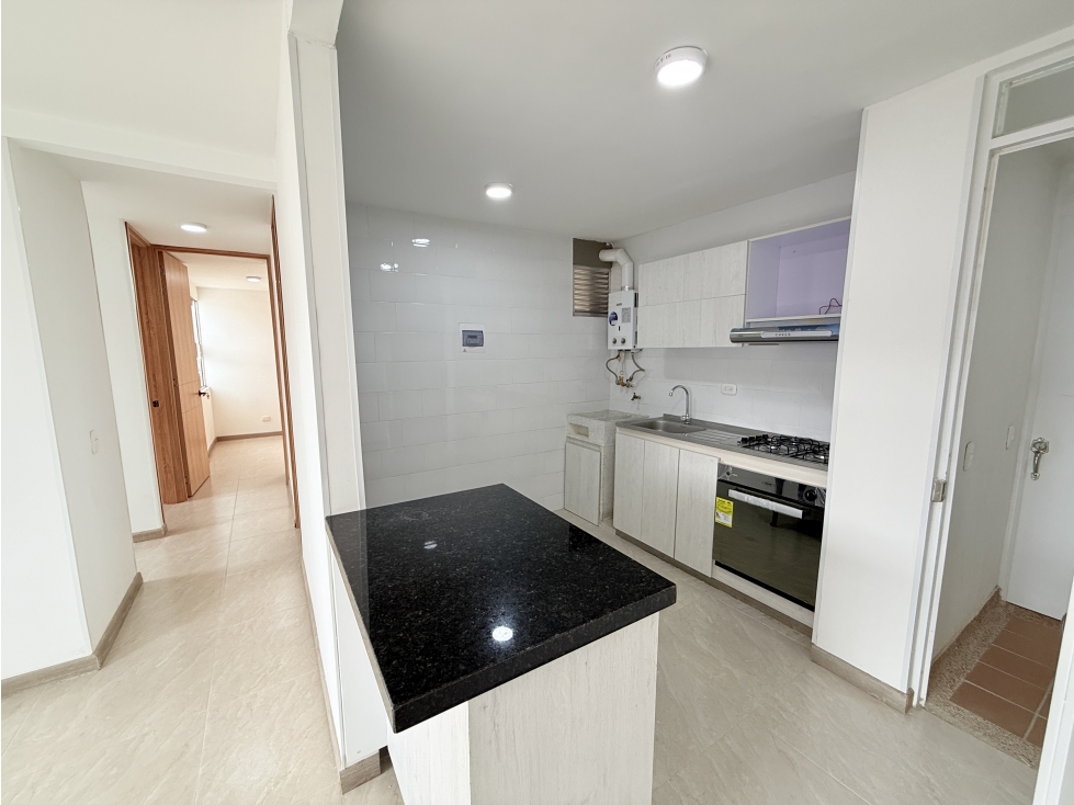 Se vende apto piso alto muy luminoso — foto 2