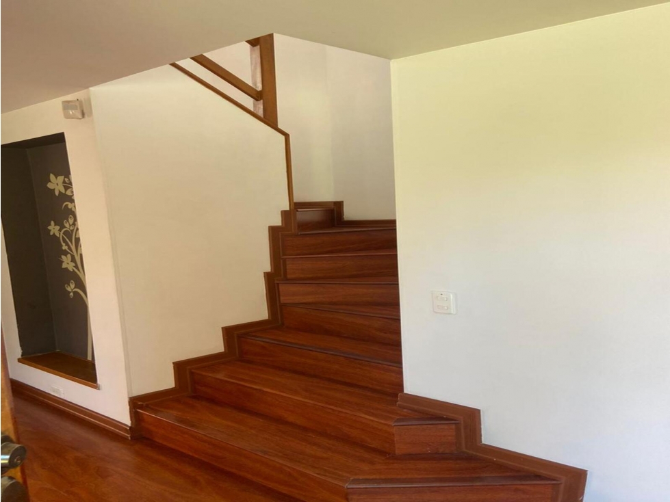 SE VENDE CASA EN CLUB CAMPESTRE RÍO FRÍO CHÍA — foto 3