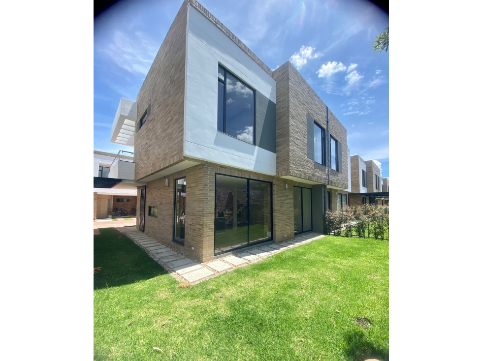 Se vende casa en Condominio Bosques de Fontana de Chía — foto 6