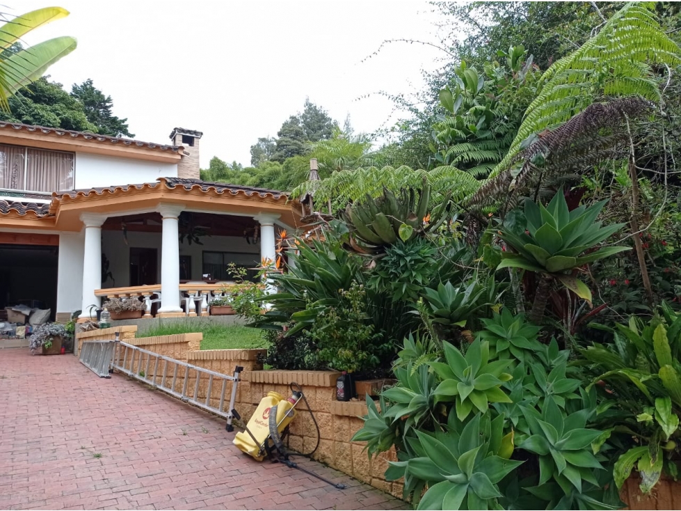 Hermosa Casa Campestre en Rionegro con Vista al Aeropuerto — foto 3
