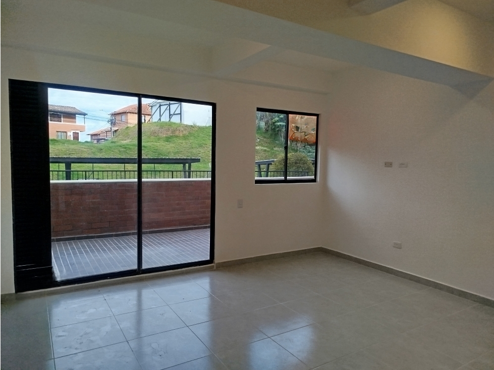 Apartamento nuevo para estrenar en Rionegro Sector Fontibón — foto 3