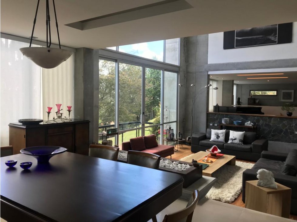 Casa Campestre en Venta en el Alto de Las Palmas Envigado