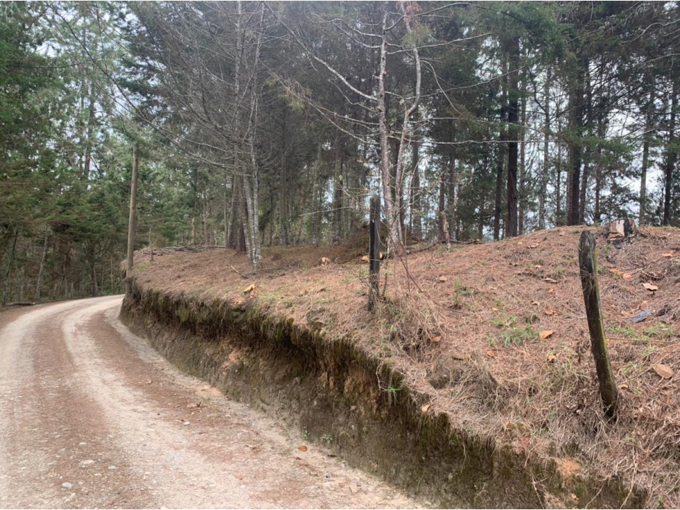 Lote en Venta en el Retiro Sector Lejos del Nido
