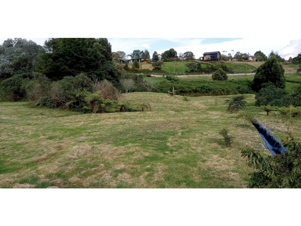 Lote en Venta Sector La Acuarela - Alto de Palmas en Envigado
