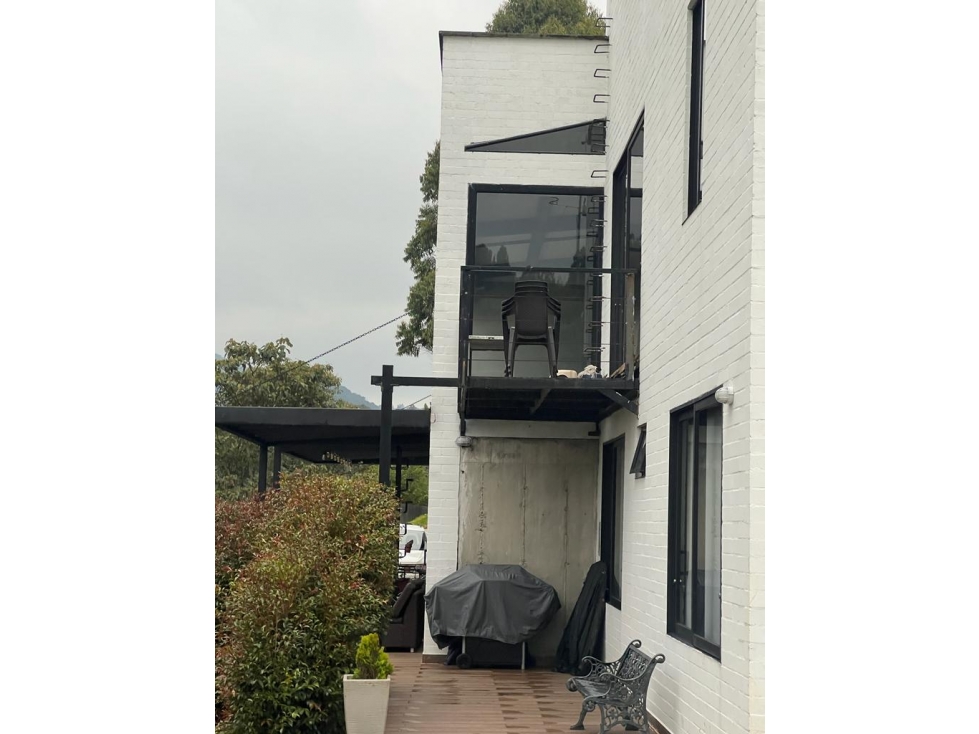 Casa Campestre en Parcelación Envigado. Sector Alto de las Palmas — foto 3