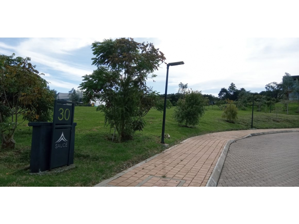 Lote en Venta Sector La Acuarela - Alto de Palmas en Envigado