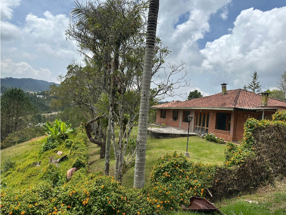 Casa Campestre en Obra Gris para la Venta Sector Vermont, El Retiro