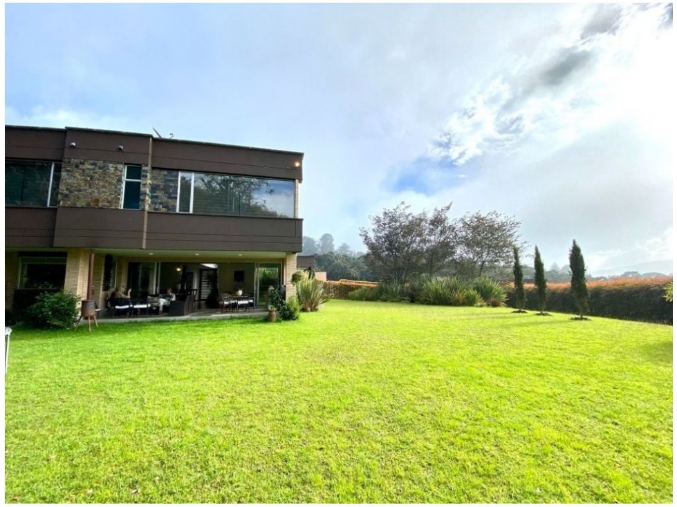 Casa Campestre en Venta en Parcelación, Alto de las Palmas, Envigado