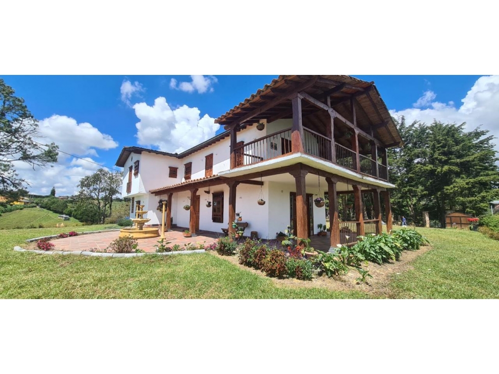Casa Campestre en Venta, Sector vereda Los Pinos