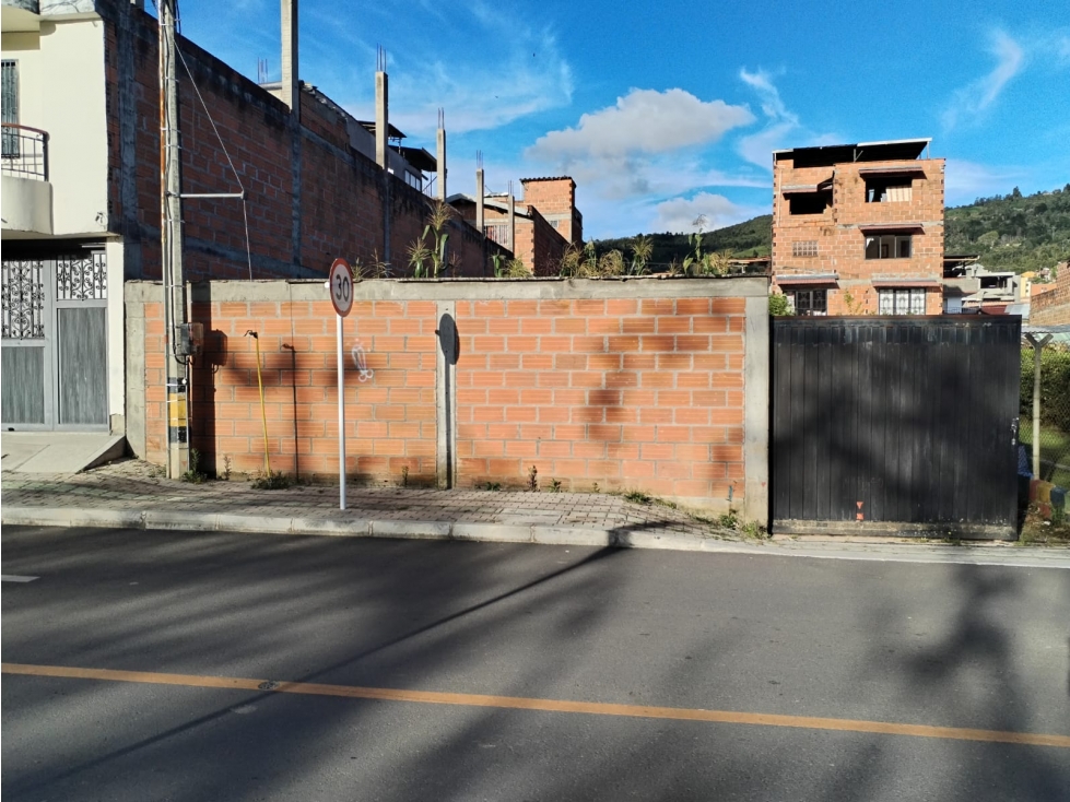 Lote Urbano en Venta, Sector Centro Guarne