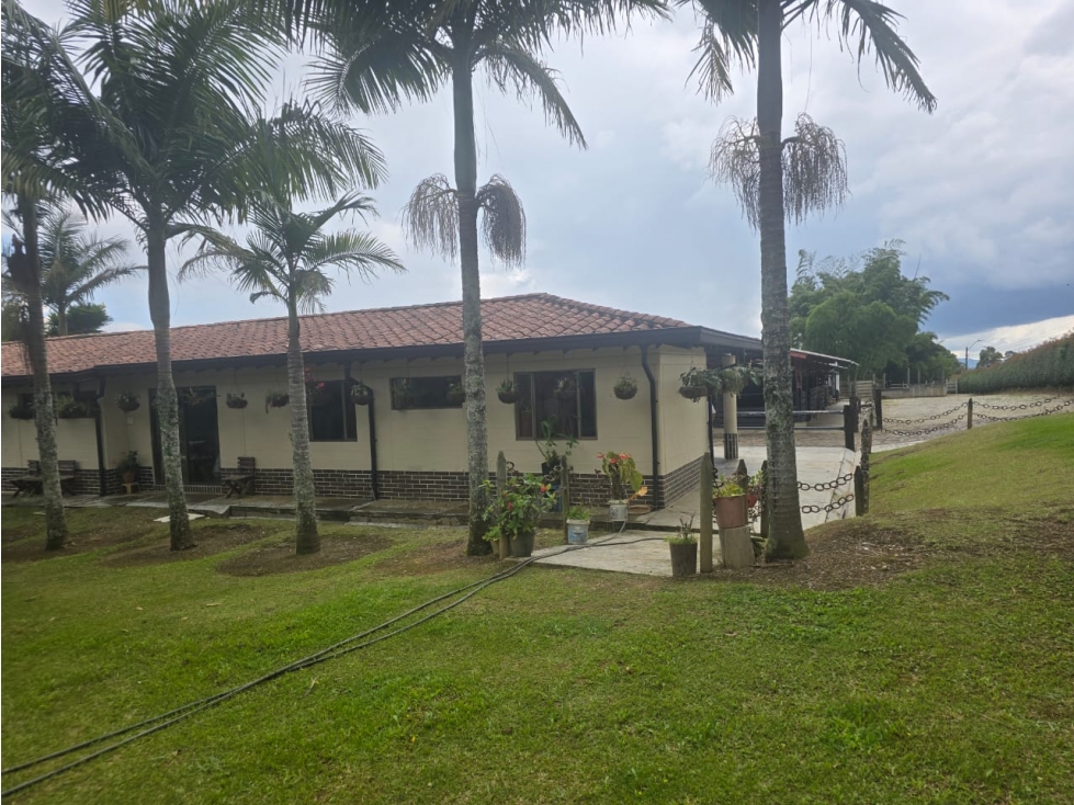 Finca Para Caballistas en Sajonia LLanogrande
