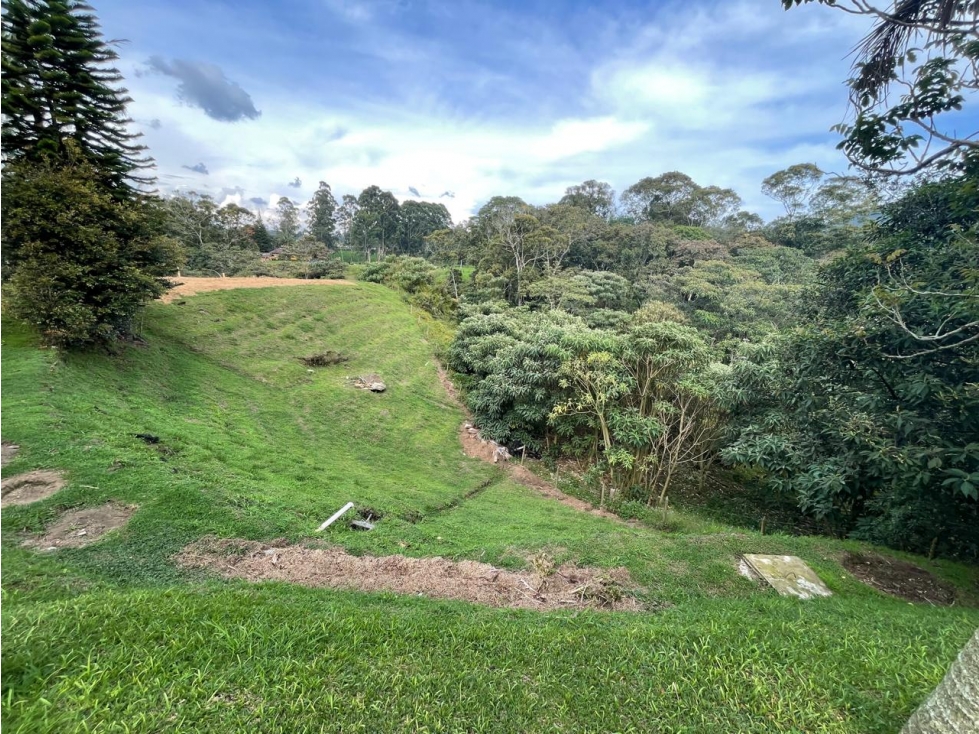 Lote en Venta Sector El Alvarado Copacabana