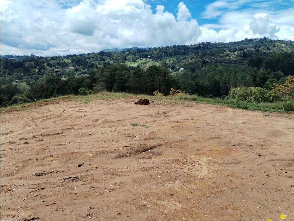 Lote campestre con vista única y fácil acceso vial, Guarne - La Mejía