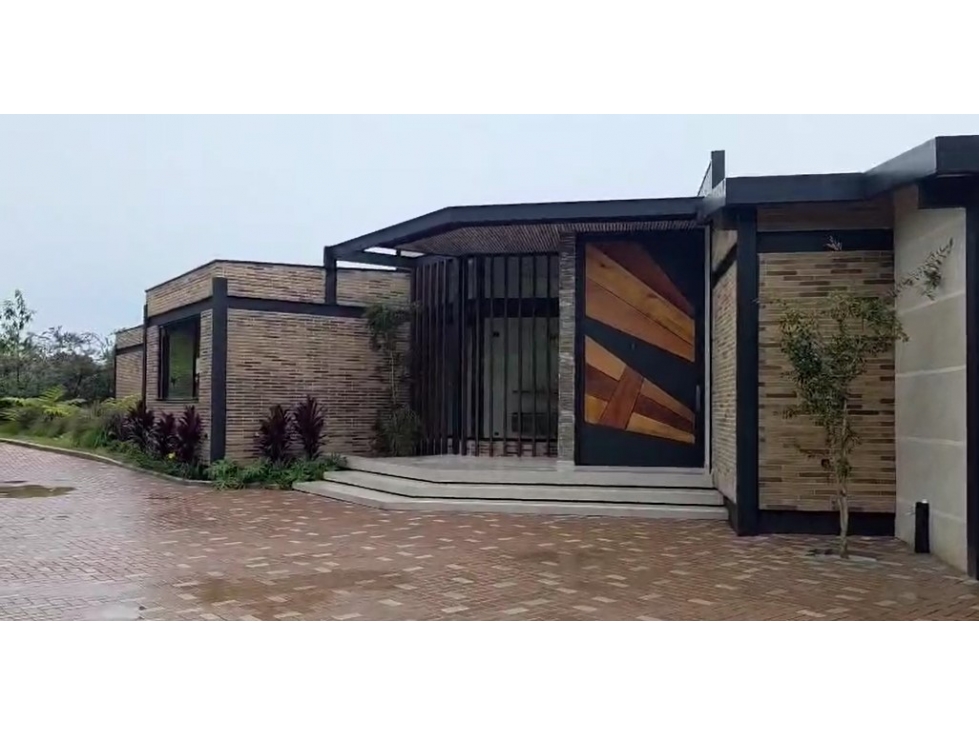 Casa Campestre en venta, vía pantanillo - La Ceja