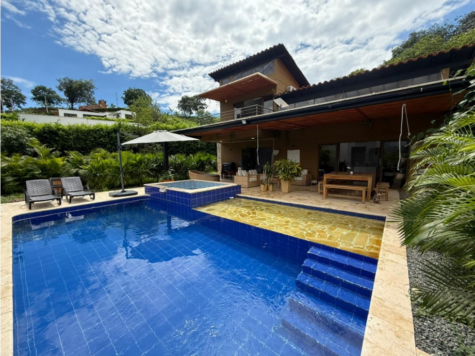 Casa Campestre en venta sector Llano de La Montaña, Sopetran