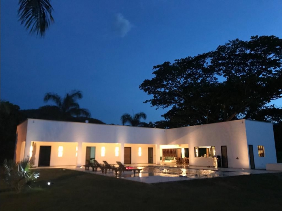 Casa Campestre en Venta, sector San Nicolás, Sopetran