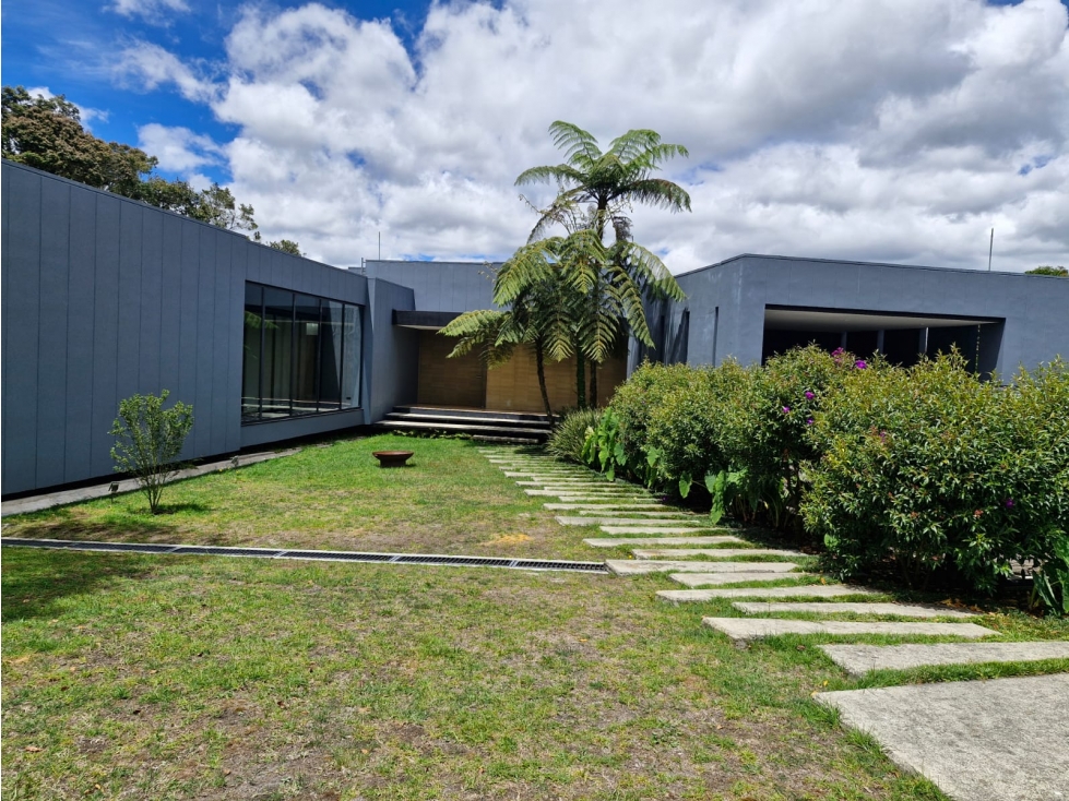 Casa campestre en venta, sector Alto de Palmas, Envigado