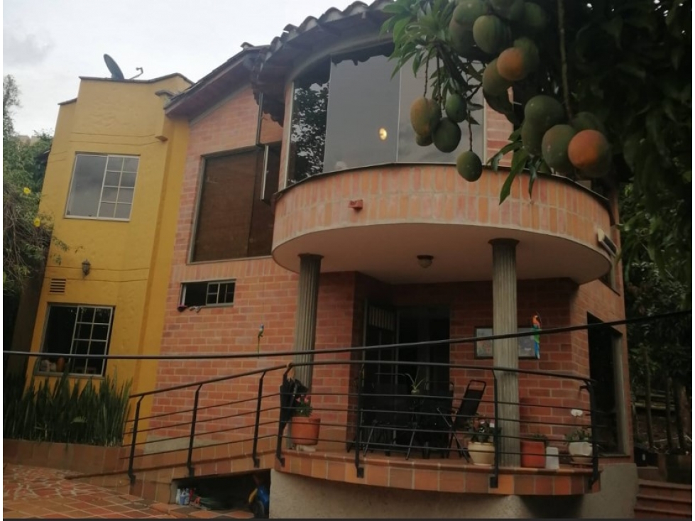 Casa campestre en venta, sector Trianon, Envigado
