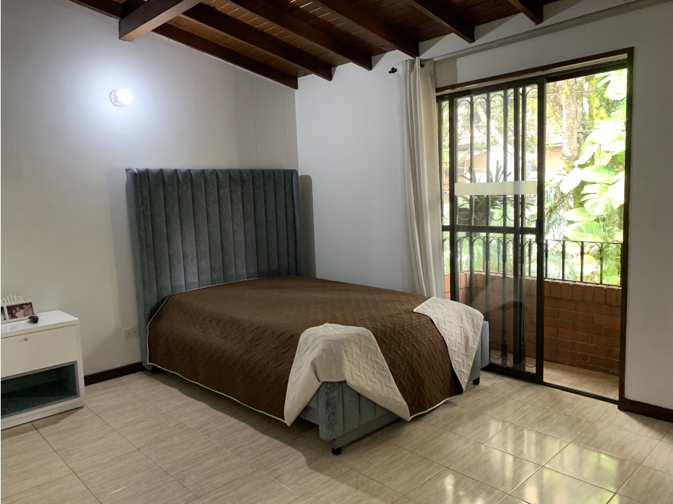 Casa en venta, sector Prados de Sabaneta, Sabaneta