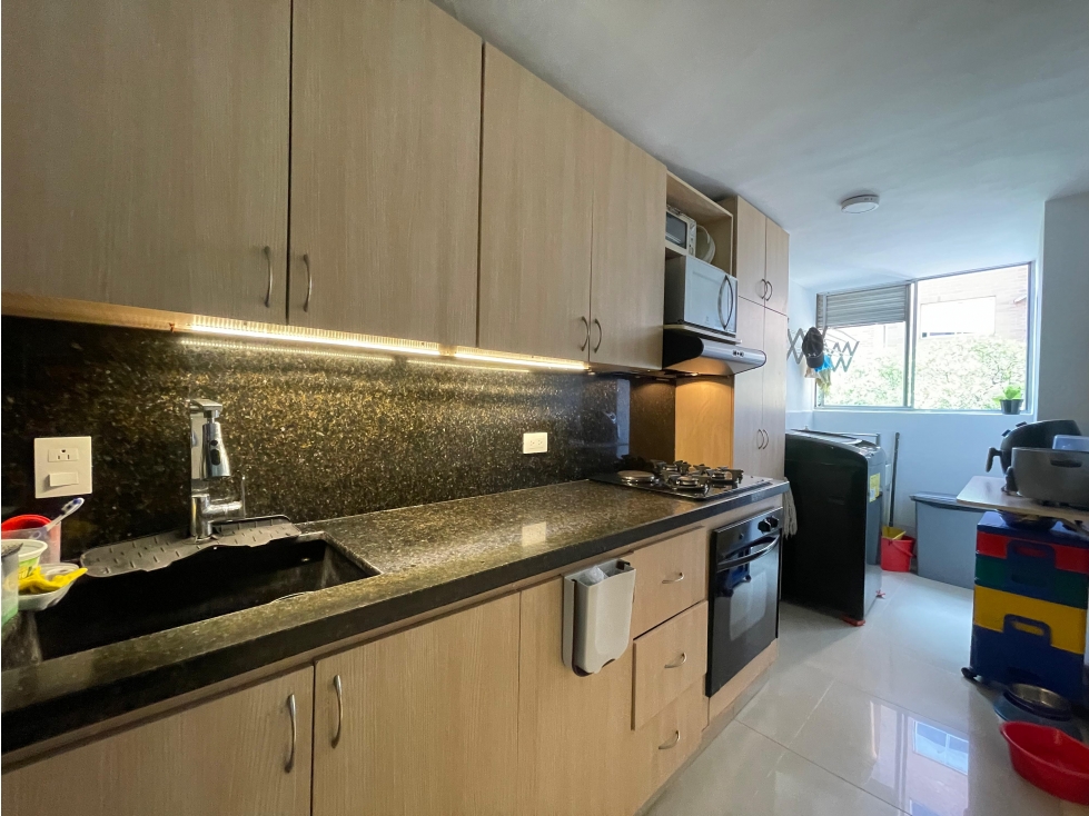 Apartamento en venta sector El Diamante 2, Medellin — foto 2