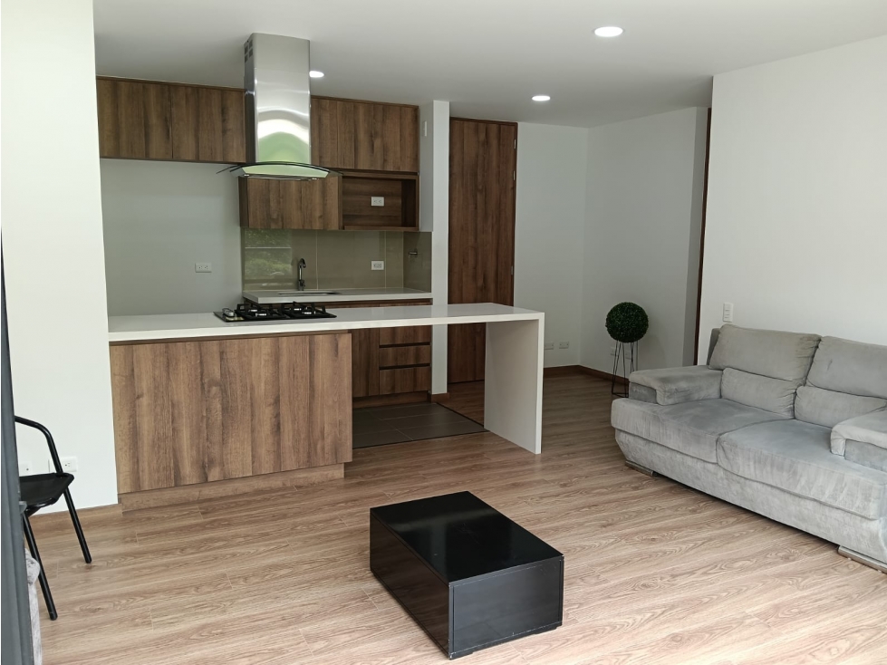 Apartamento nuevo en venta, sector Altos de El Trianon, Envigado