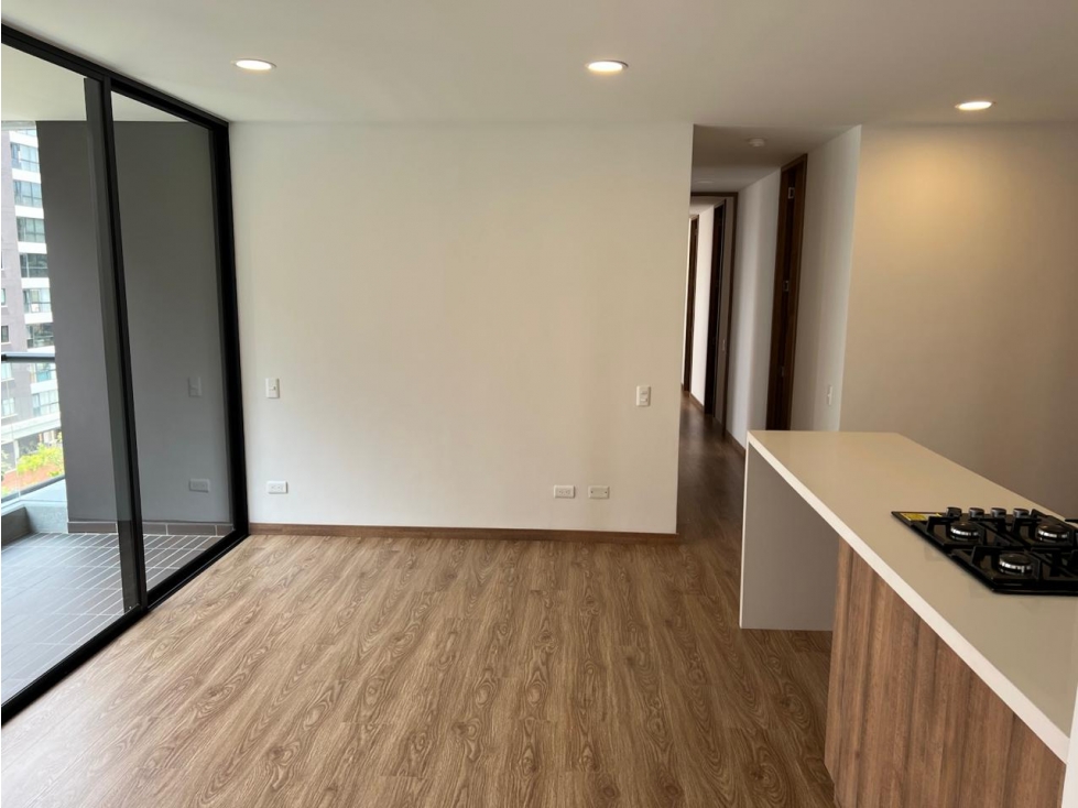Apartamento nuevo en venta, sector Altos del Trianon Envigado