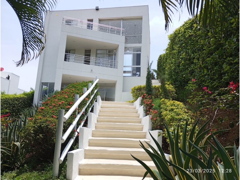 Casa campestre en venta en unidad cerrada, Santa Fe de Antioquia
